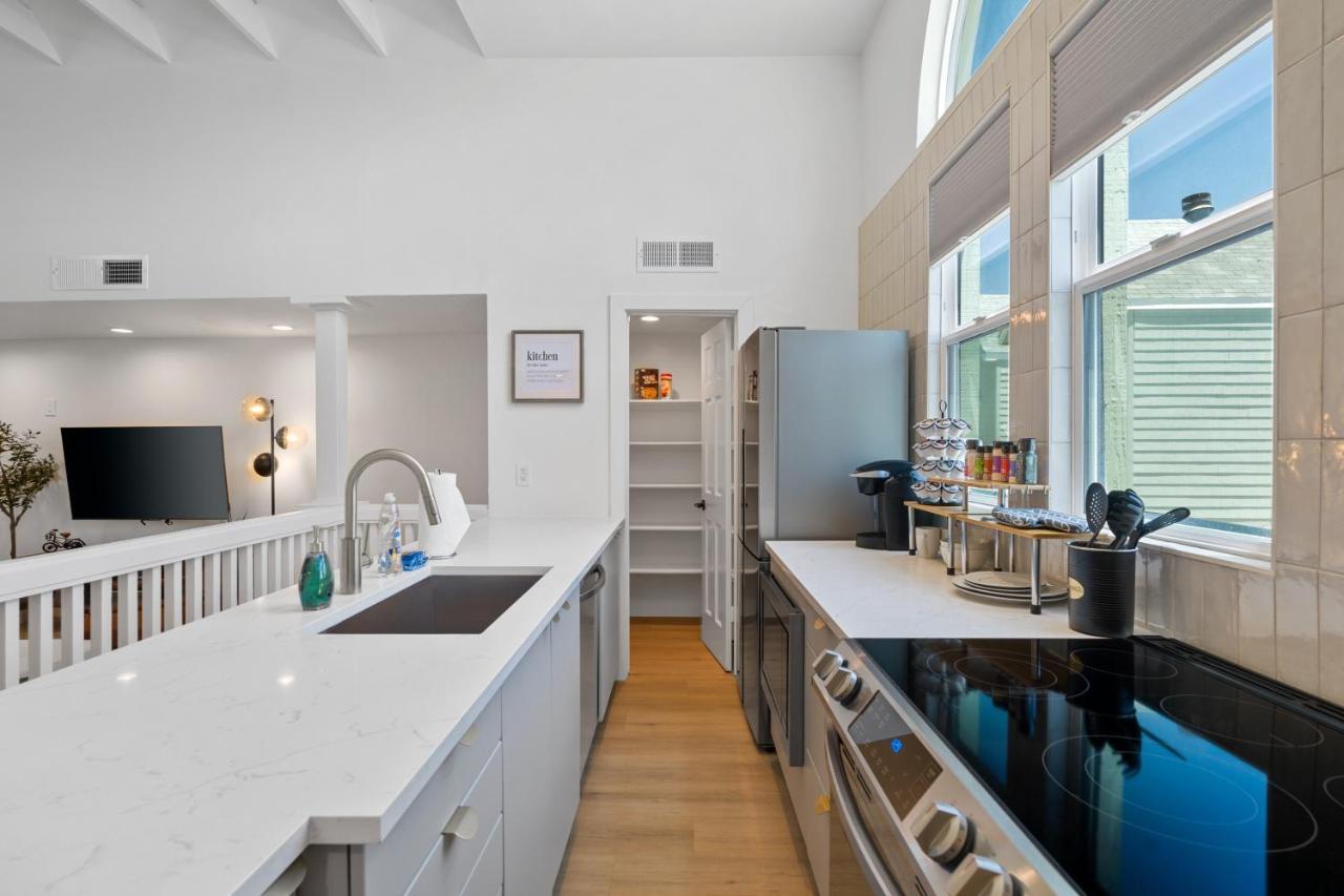 Chic Uptown Phoenix Home - Pool Table & Perfect Location Eksteriør billede