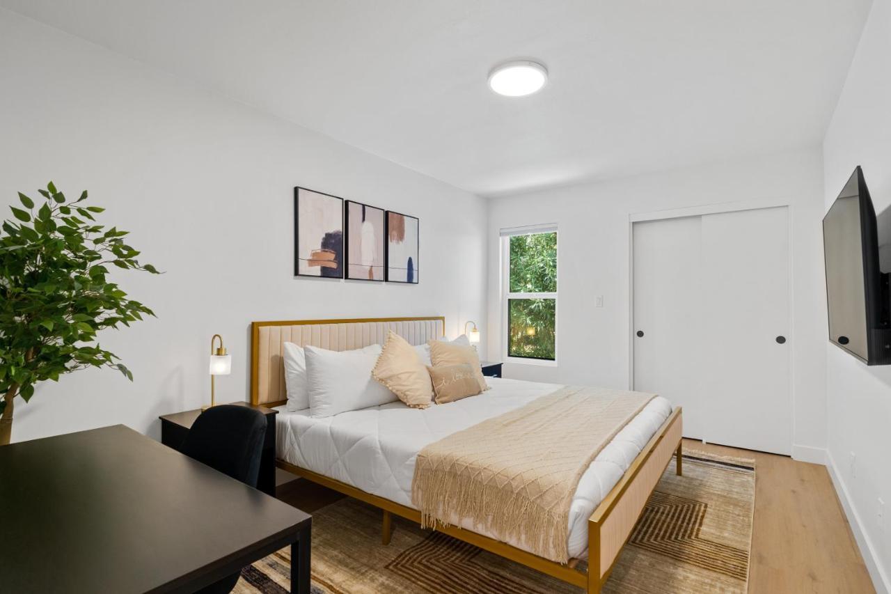 Chic Uptown Phoenix Home - Pool Table & Perfect Location Eksteriør billede